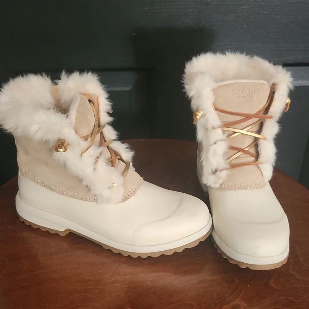 Sperry Women's Maritime Repel Boot 7.5 sand